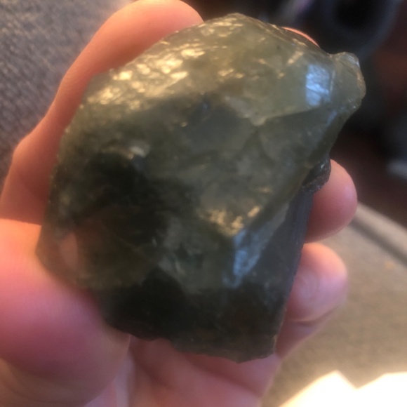 Prasiolite. Chunk - Picture 4 of 9